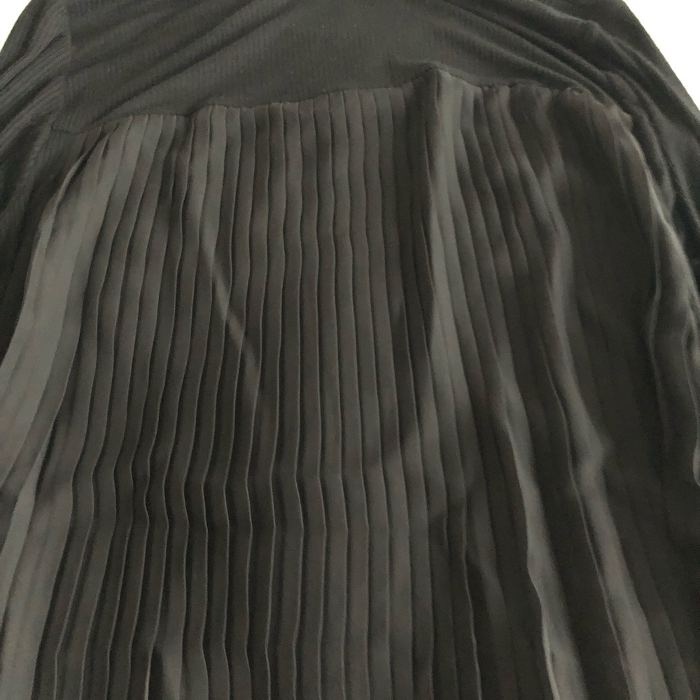 Pebble and Stone top Size M - Picture 4 of 6